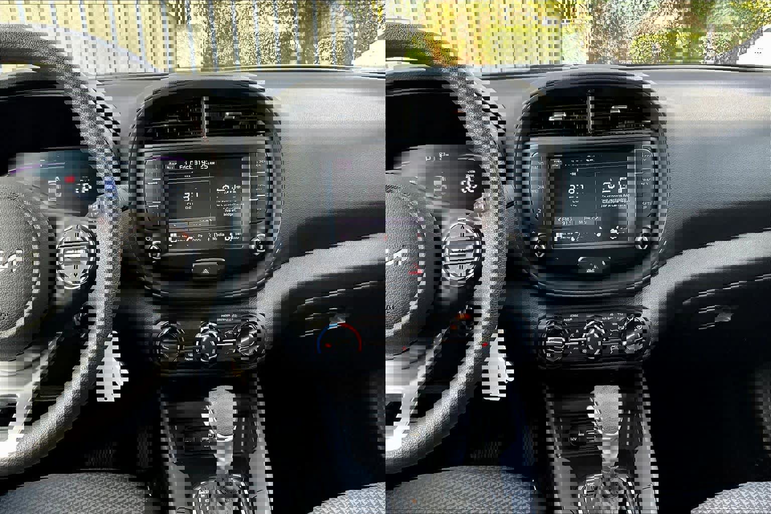 Used 2023 Kia Soul LX image 6