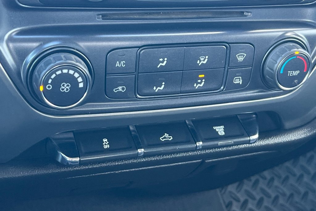 Used 2019 Chevrolet Silverado 2500 LT image 16