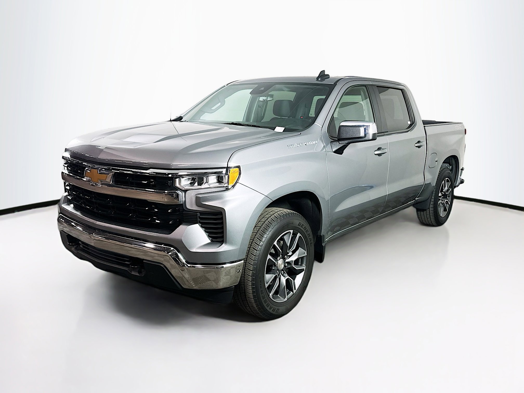 Used 2023 Chevrolet Silverado 1500 LT image 3