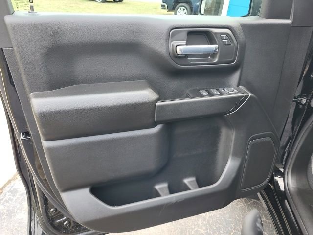 New 2026 Chevrolet Silverado 1500 Custom w/ Turbomax Blackout Package image 22