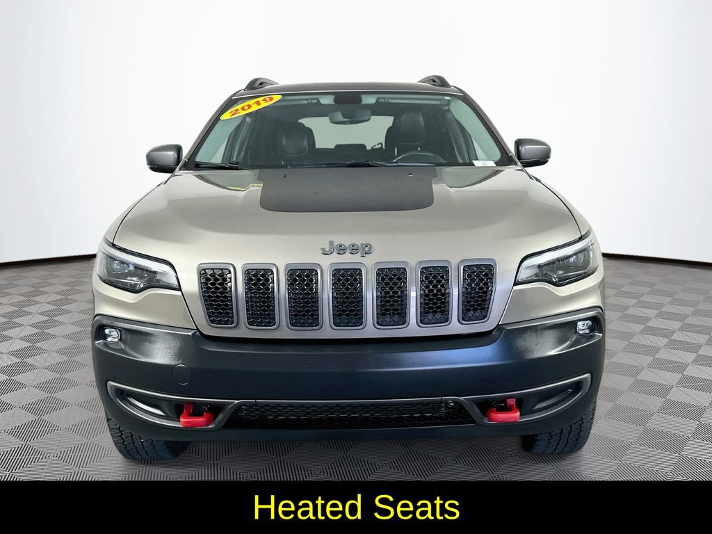 Used 2019 Jeep Cherokee Trailhawk w/ Cold Weather Group AWD/4WD image 4