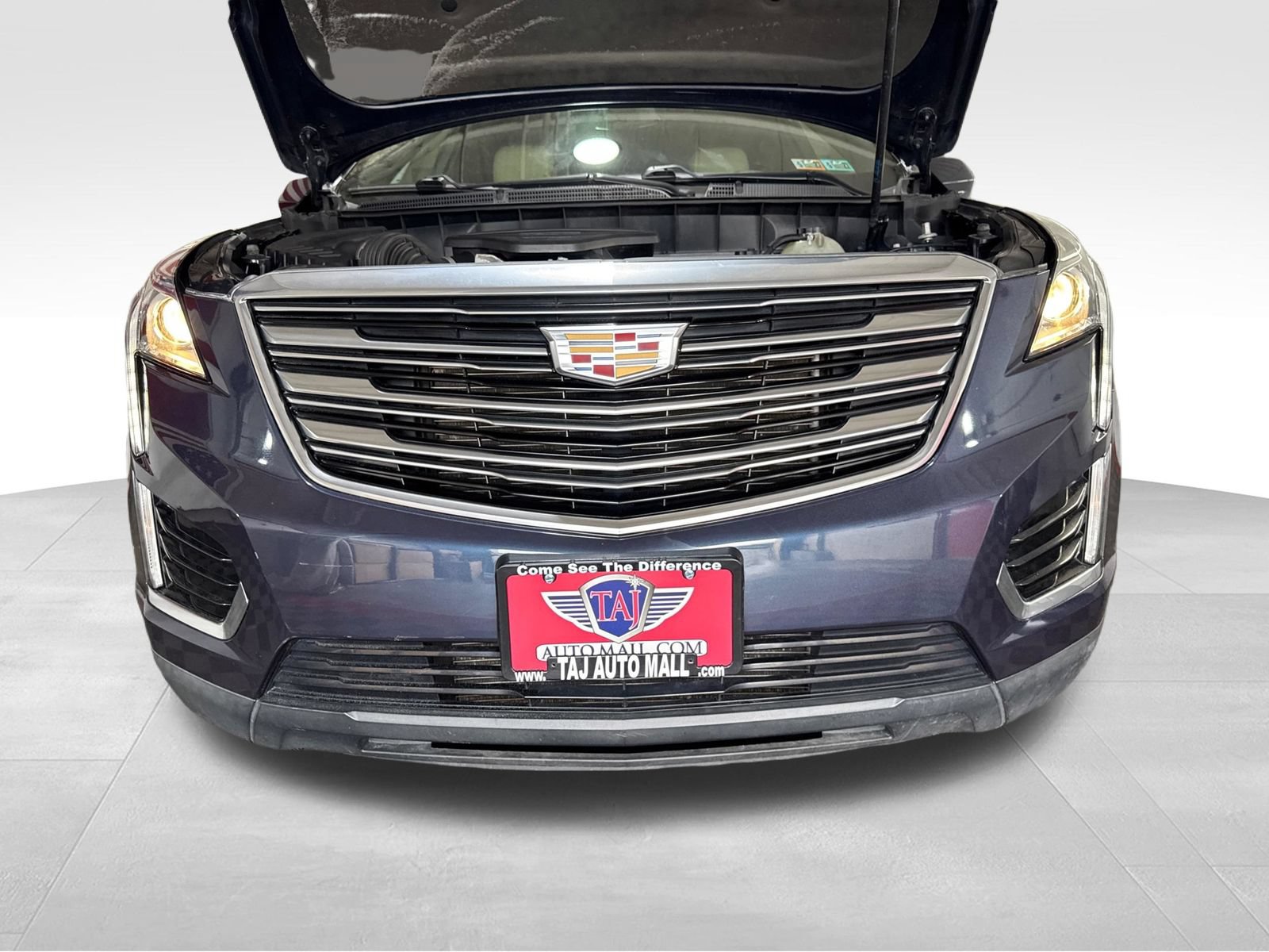 Used 2018 Cadillac XT5 AWD image 21
