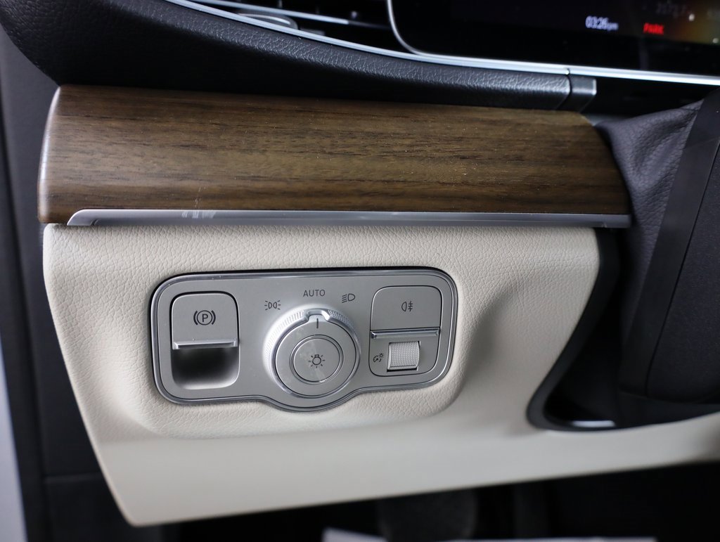 Certified 2025 Mercedes-Benz GLE 450 4MATIC image 12