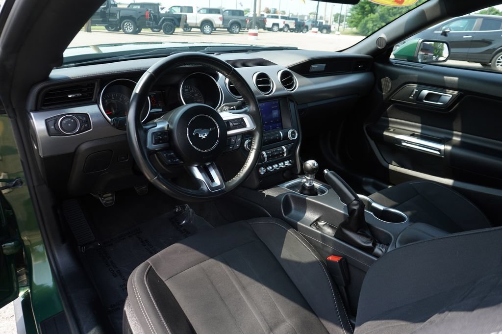 Used 2022 Ford Mustang GT w/ Equipment Group 301A RWD image 25