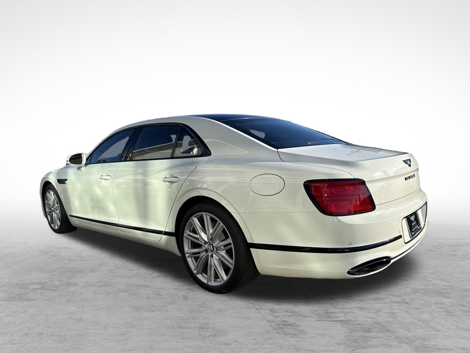 New 2026 Bentley Flying Spur Plug-In Hybrid image 3