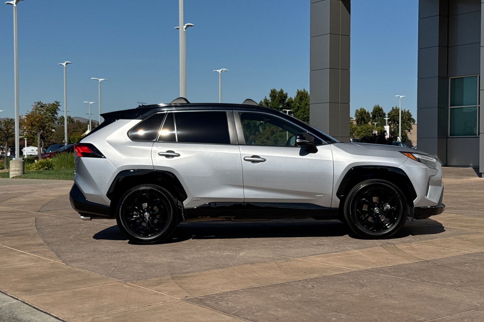 Certified 2023 Toyota RAV4 XSE AWD/4WD image 3
