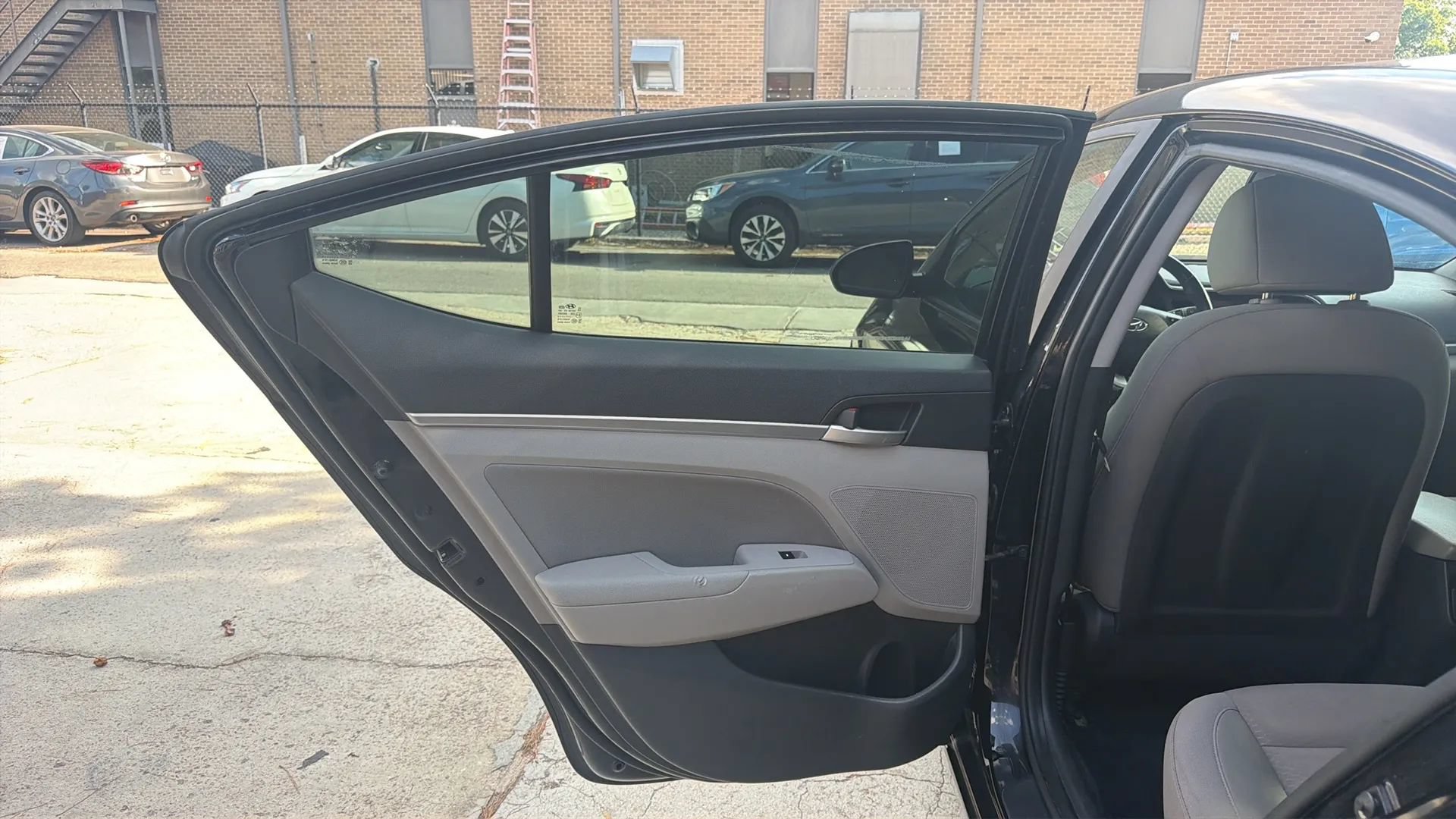 Used 2019 Hyundai Elantra Value Edition FWD image 17