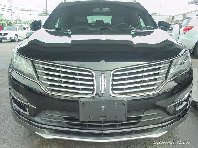 Used 2018 Lincoln MKC Select FWD image 2