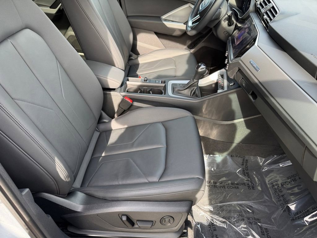 Used 2022 Audi Q3 2.0T Premium image 26