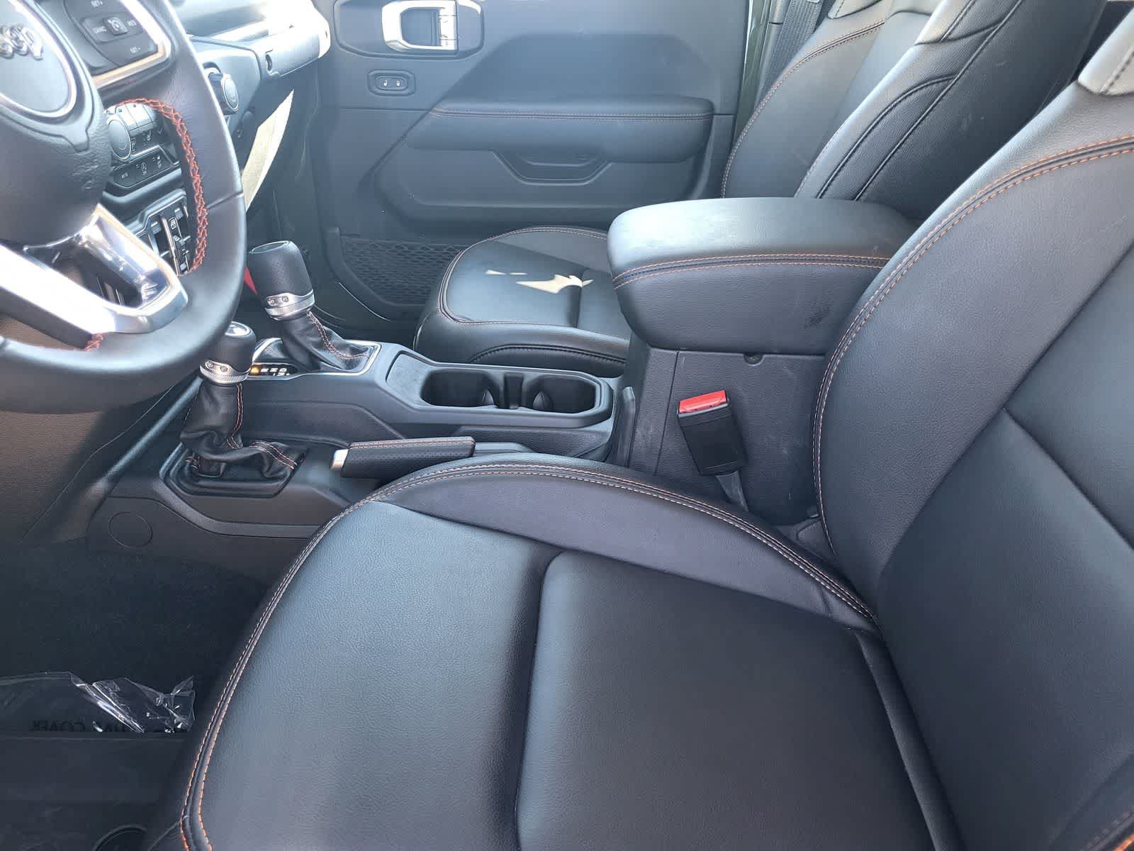 Used 2023 Jeep Gladiator Mojave w/ Cold Weather Group AWD/4WD image 26