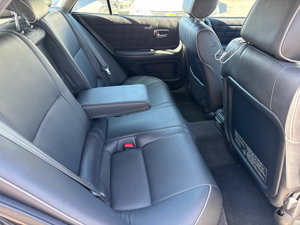 Used 2002 Lexus IS 300 SportCross RWD image 18
