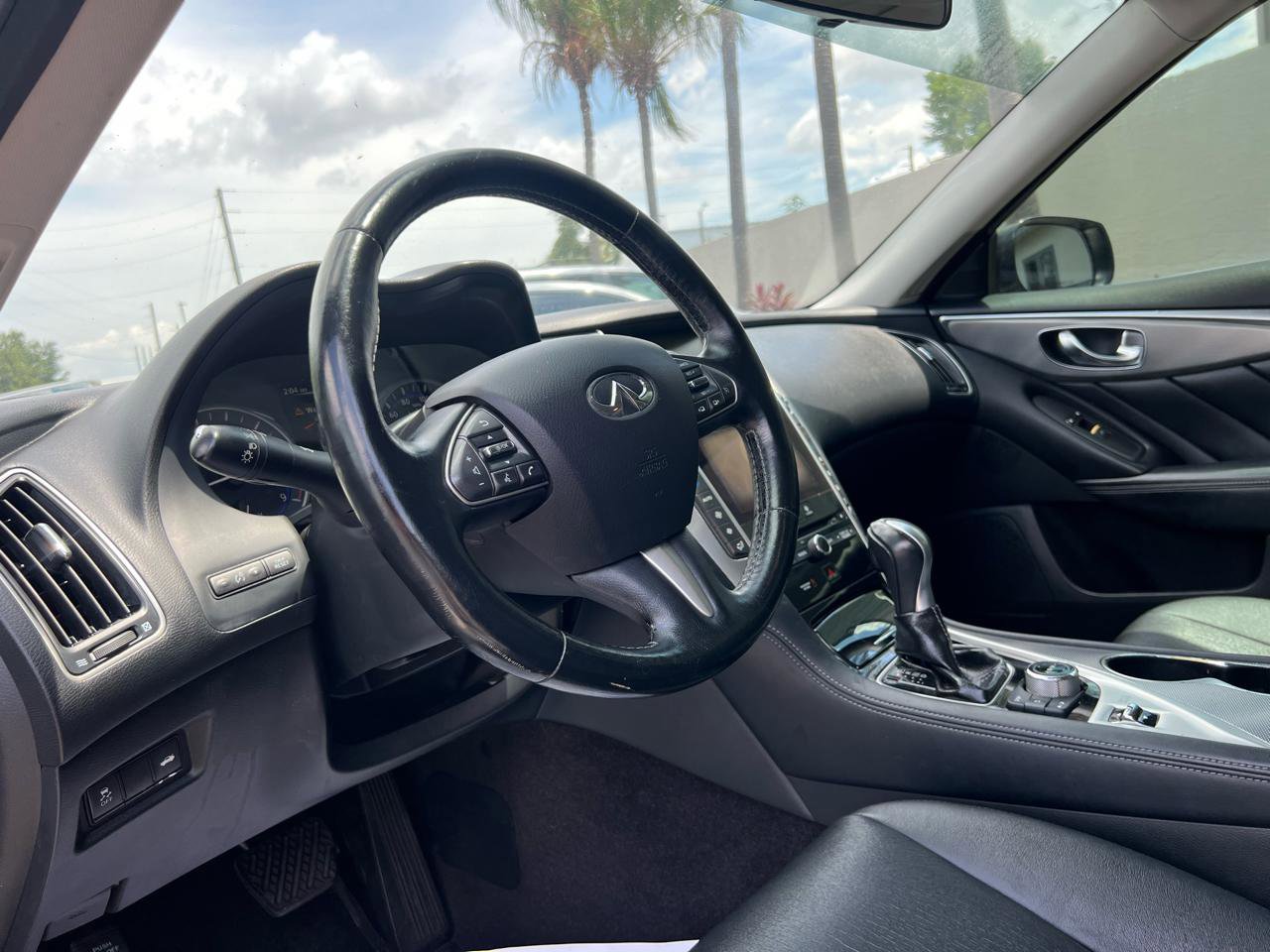 Used 2014 INFINITI Q50 Premium w/ Moonroof Package AWD/4WD image 7