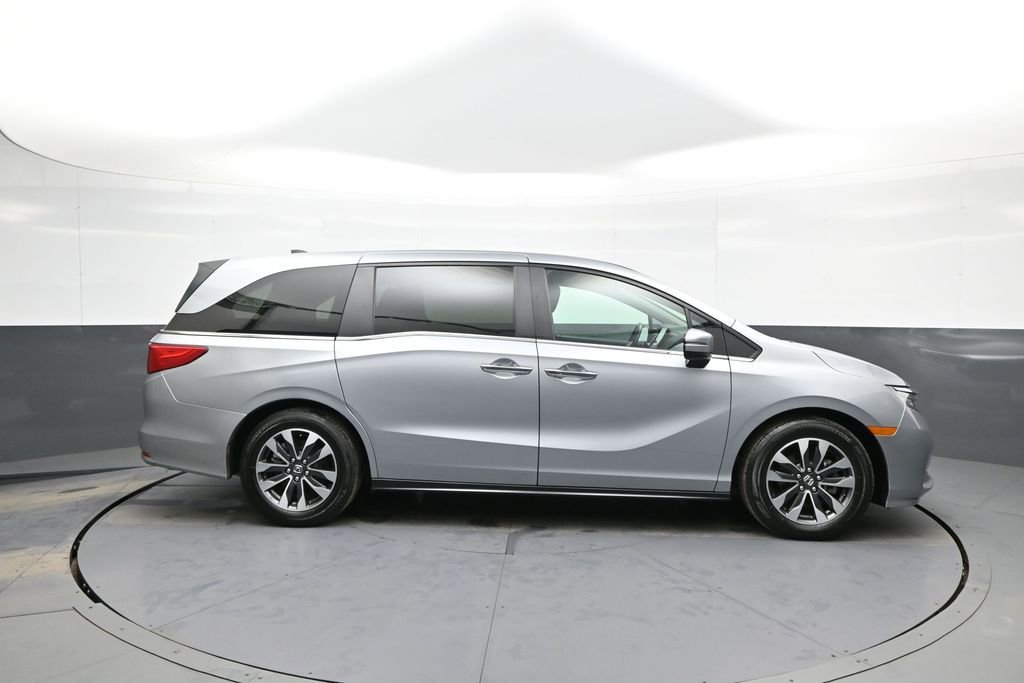 Certified 2024 Honda Odyssey EX-L image 5