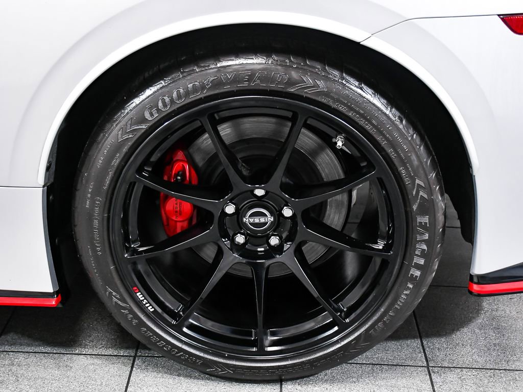 Used 2024 Nissan Z NISMO w/ Floor Mat Package RWD image 8