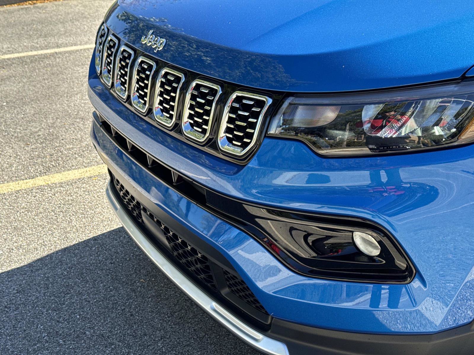 New 2026 Jeep Compass Limited image 10