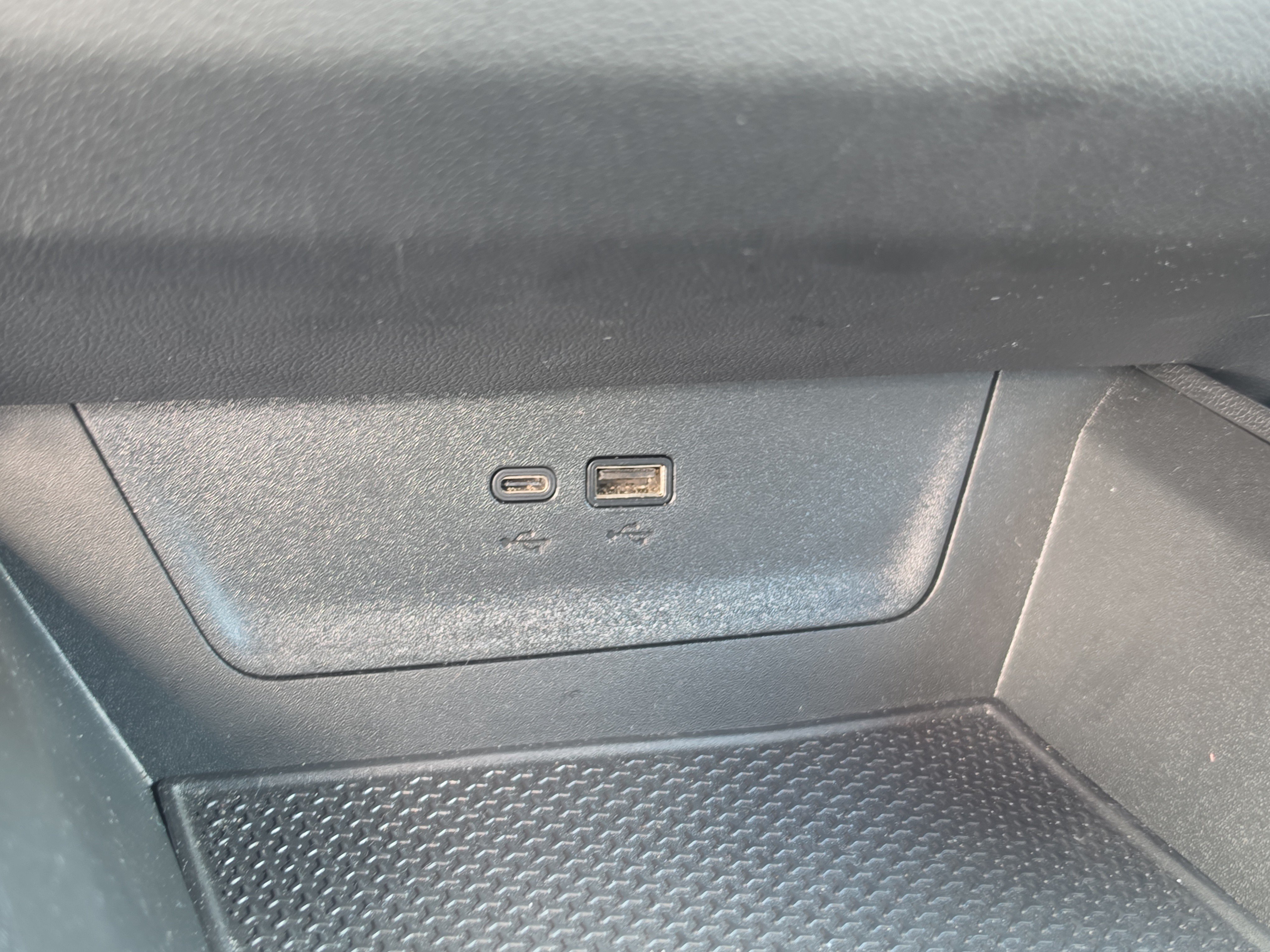 Certified 2026 Chevrolet Equinox LT w/ Convenience Package II FWD image 20