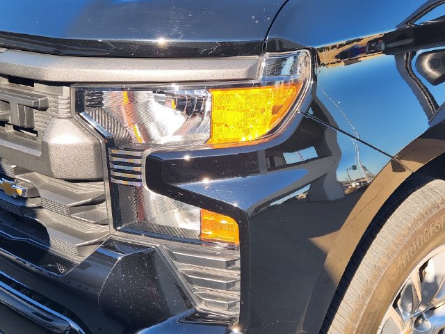 Used 2025 Chevrolet Silverado 1500 Custom RWD image 7