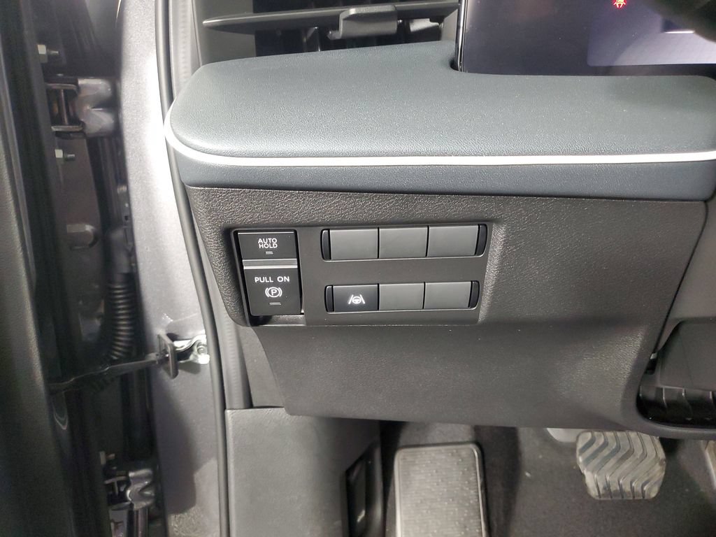 New 2026 Nissan Leaf w/ Floor Mat Package (S+) FWD image 25
