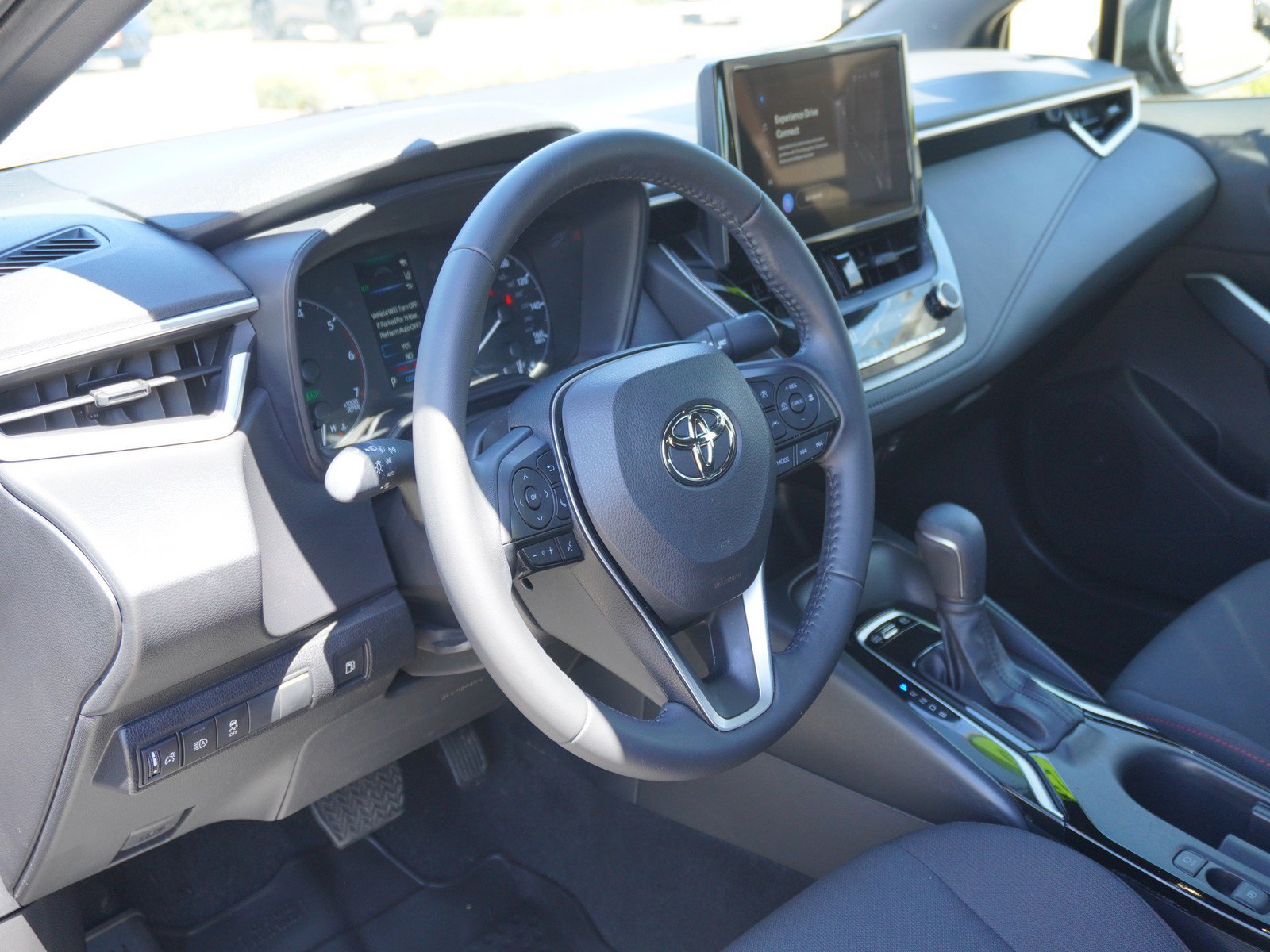 Used 2025 Toyota Corolla SE FWD image 18