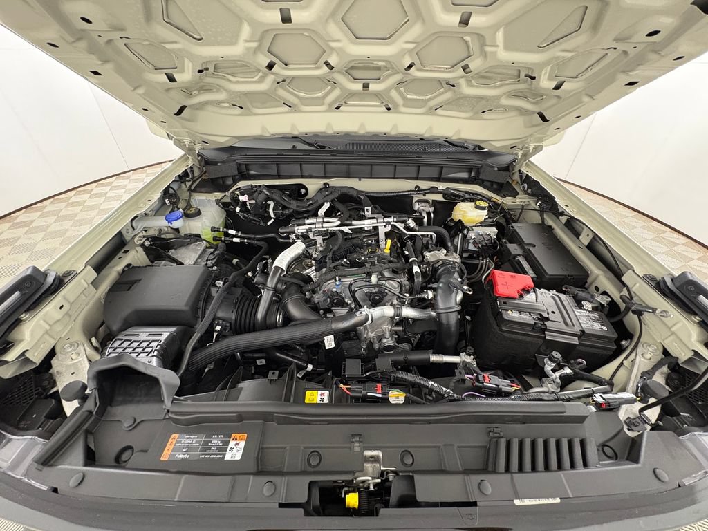 New 2026 Ford Bronco Outer Banks AWD/4WD image 32