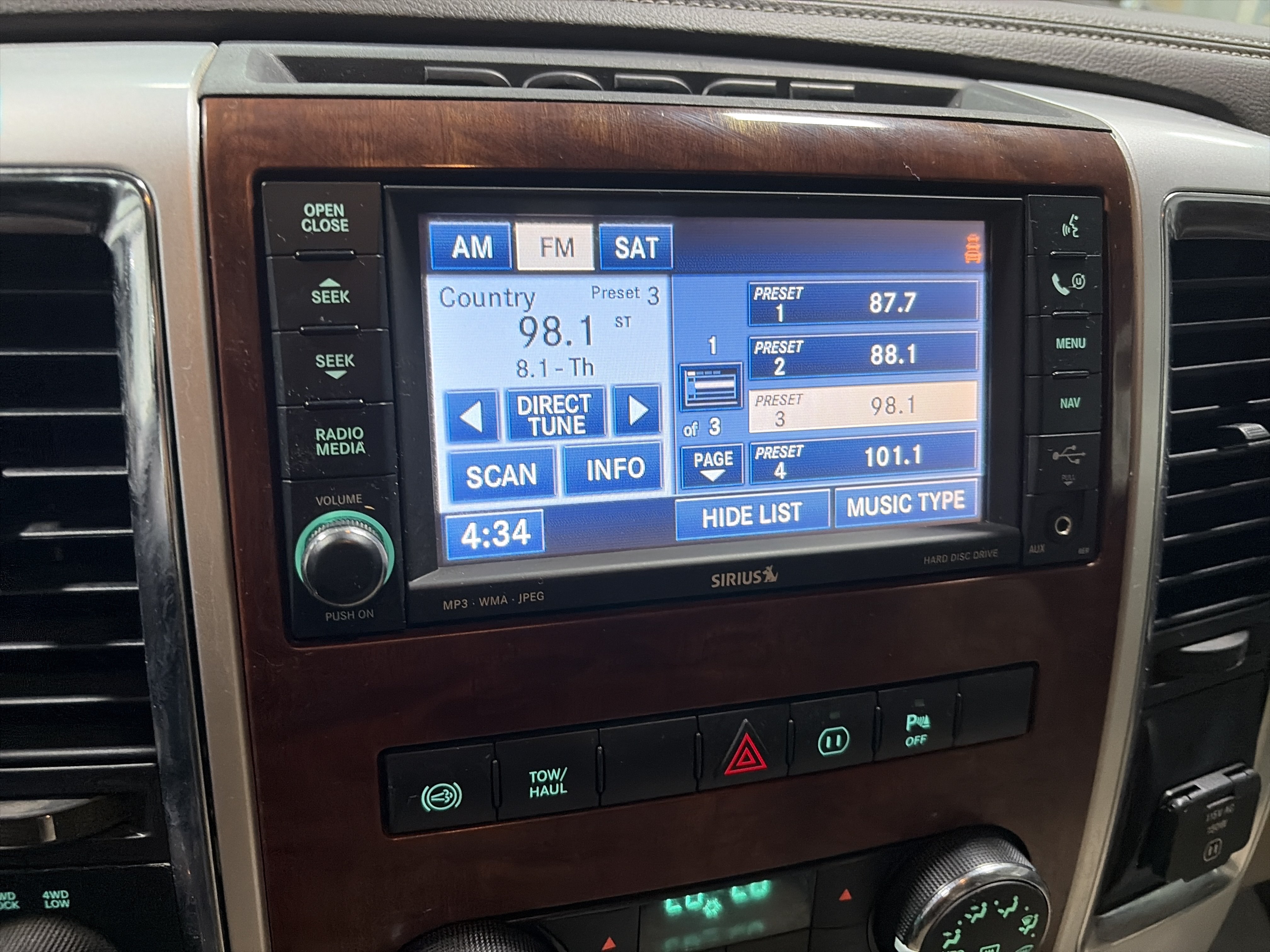 Used 2011 RAM 3500 Laramie w/ HD Snow Plow Prep Group AWD/4WD image 18
