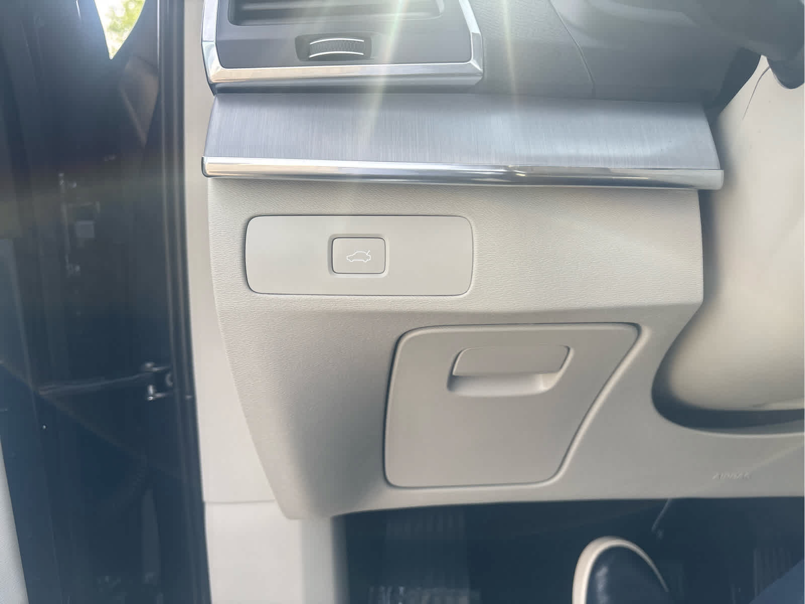 Used 2023 Volvo XC90 B5 Core w/ Protection Package Premier AWD/4WD image 24