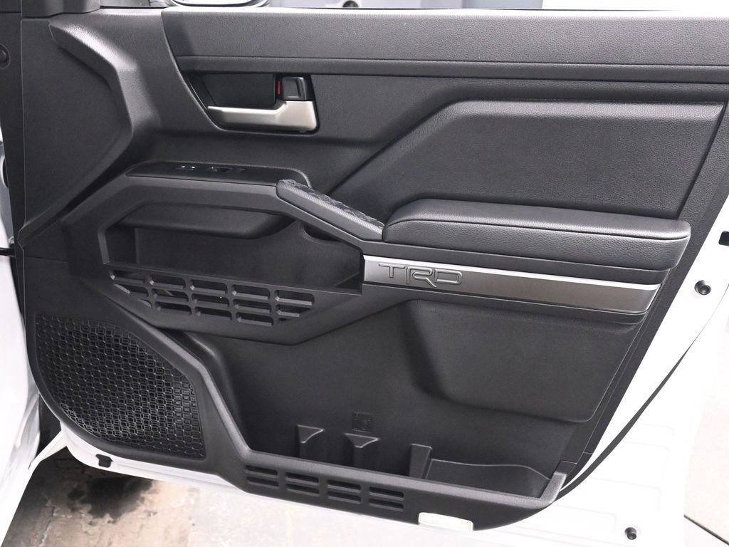 Used 2025 Toyota Tacoma TRD Off-Road w/ TRD Off Road Upgrade Package image 20