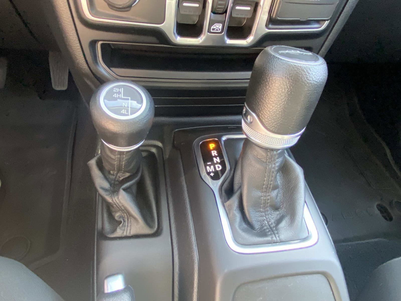 Certified 2023 Jeep Gladiator Sport image 42