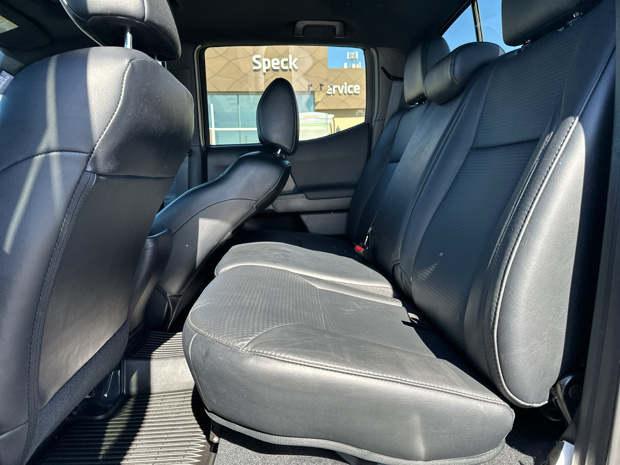Used 2019 Toyota Tacoma TRD Sport AWD/4WD image 20