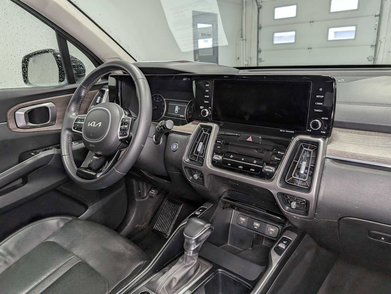 Certified 2022 Kia Sorento S image 43