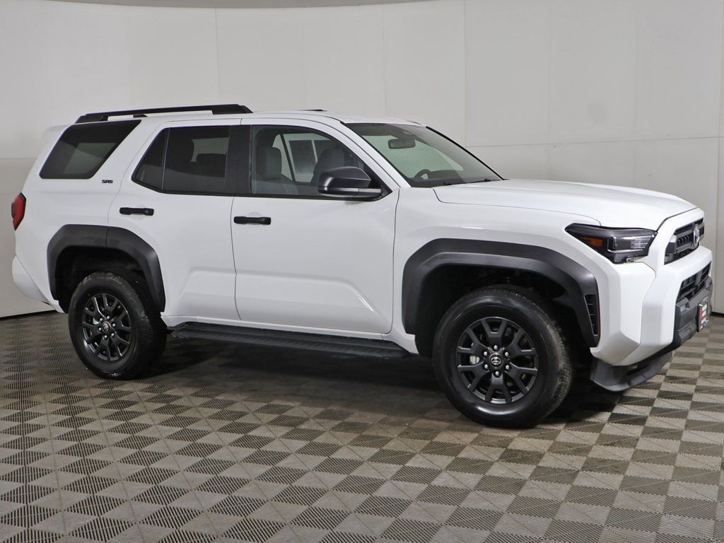 Used 2025 Toyota 4Runner SR5 image 12