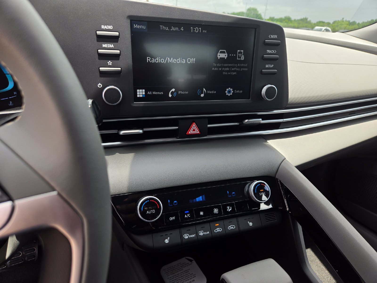 New 2026 Hyundai Elantra SEL Sport Premium FWD image 11
