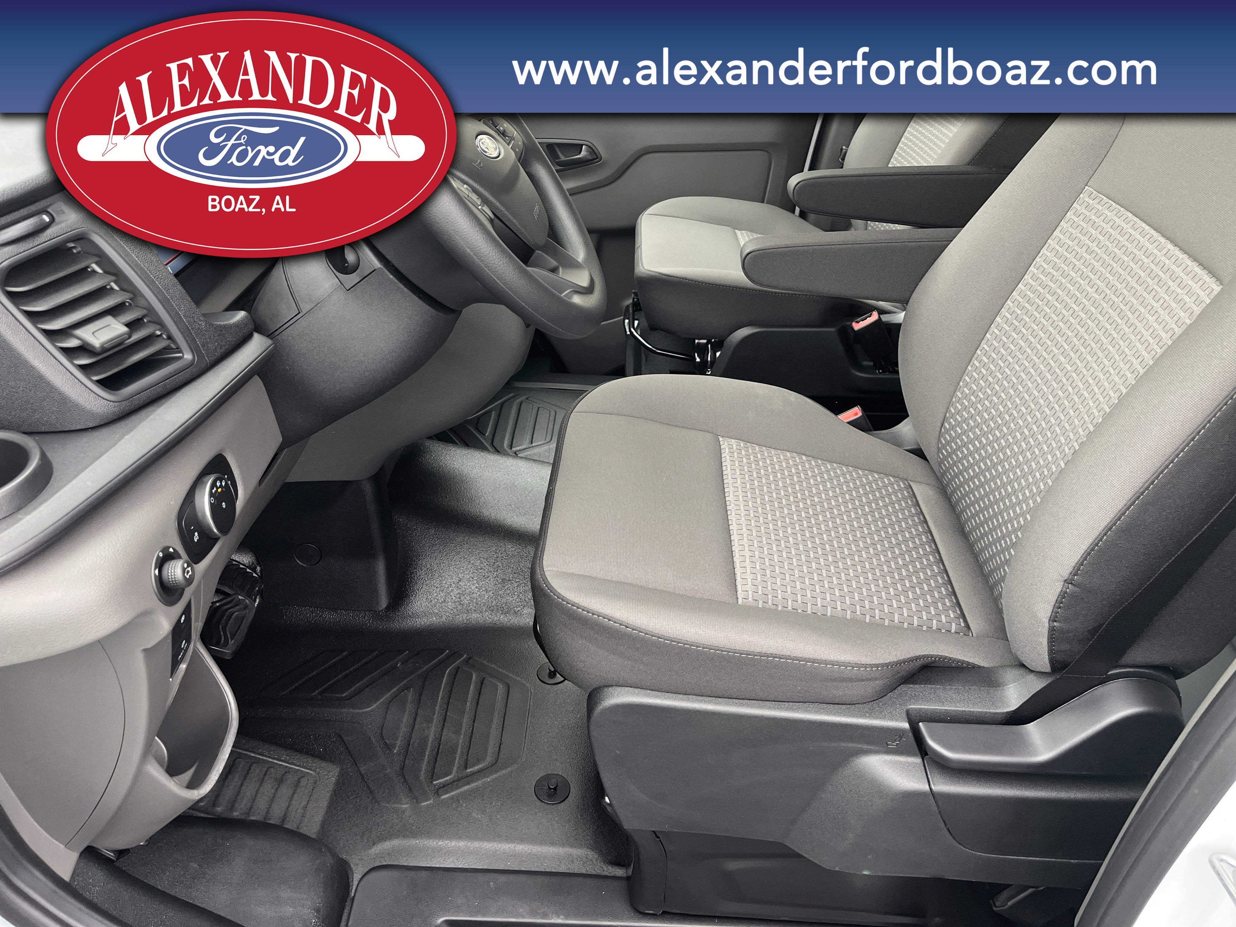 New 2026 Ford Transit 250 148 Medium Roof image 8