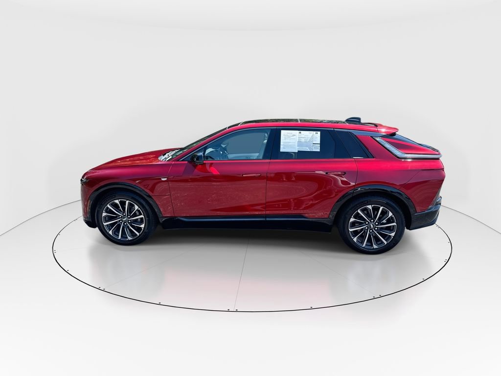 Used 2024 Cadillac Lyriq Sport RWD image 5