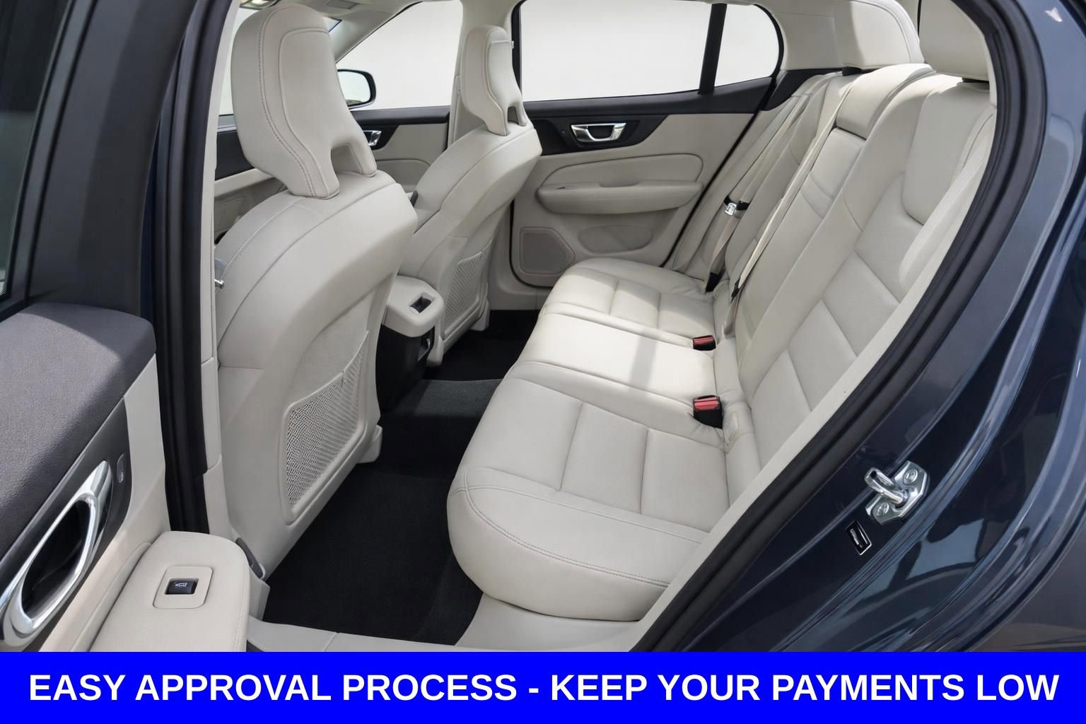 Used 2020 Volvo S60 T6 Momentum image 13