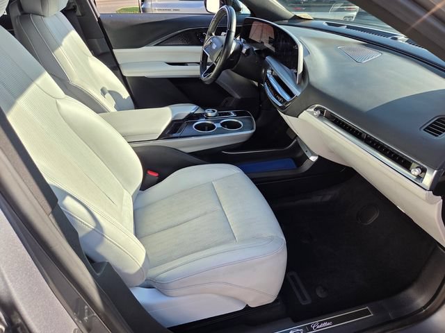 Certified 2023 Cadillac Lyriq 2WD image 15