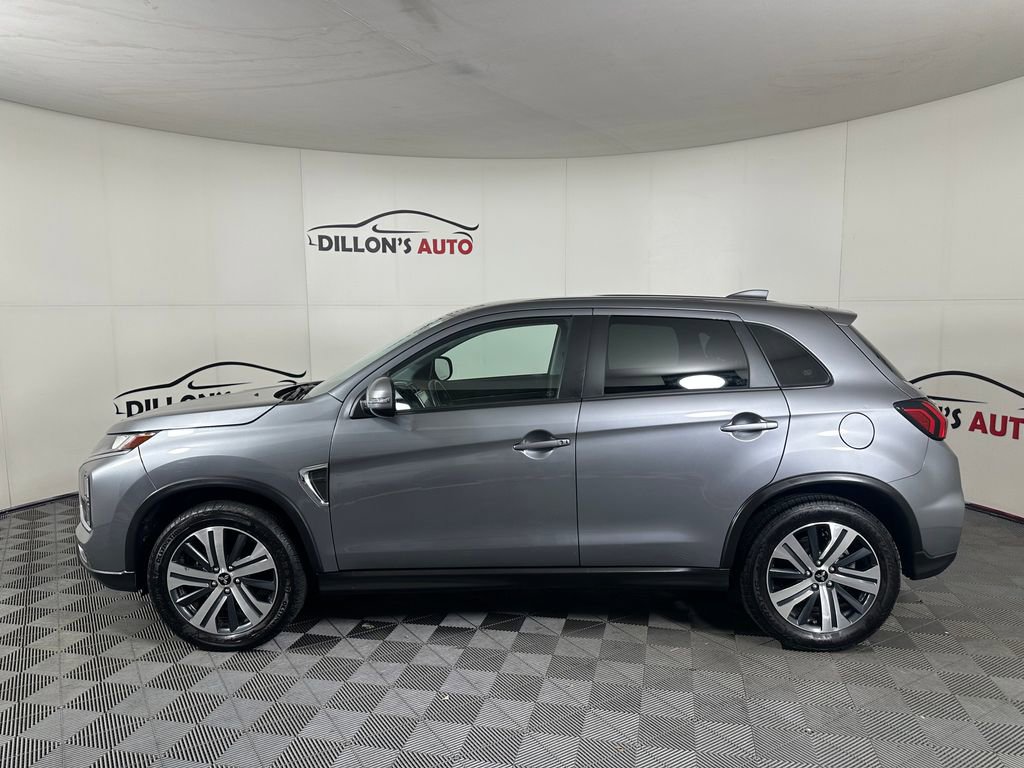 Used 2024 Mitsubishi Outlander Sport AWD image 3