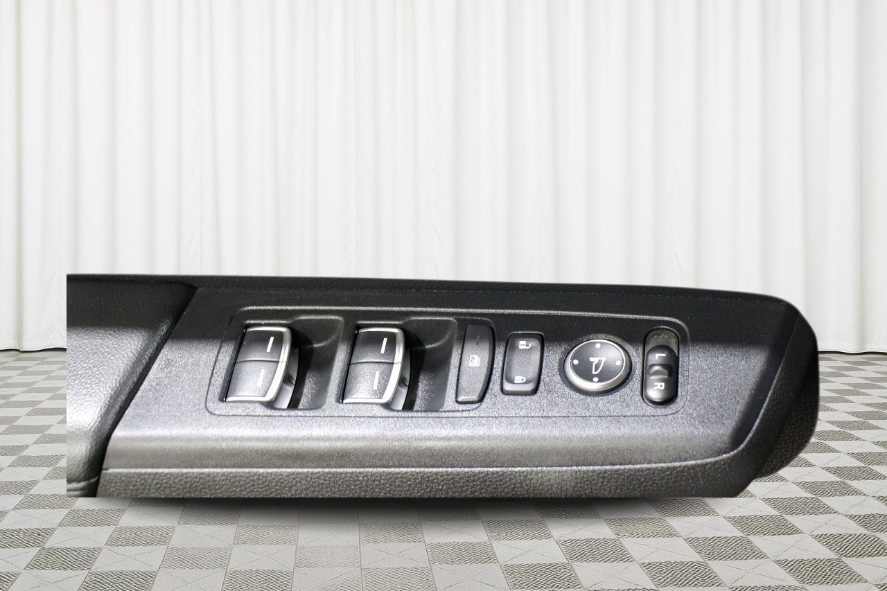 Used 2023 Honda CR-V EX-L image 7