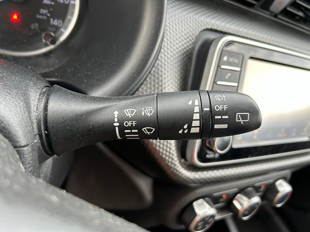 Used 2020 Nissan Kicks S FWD image 21