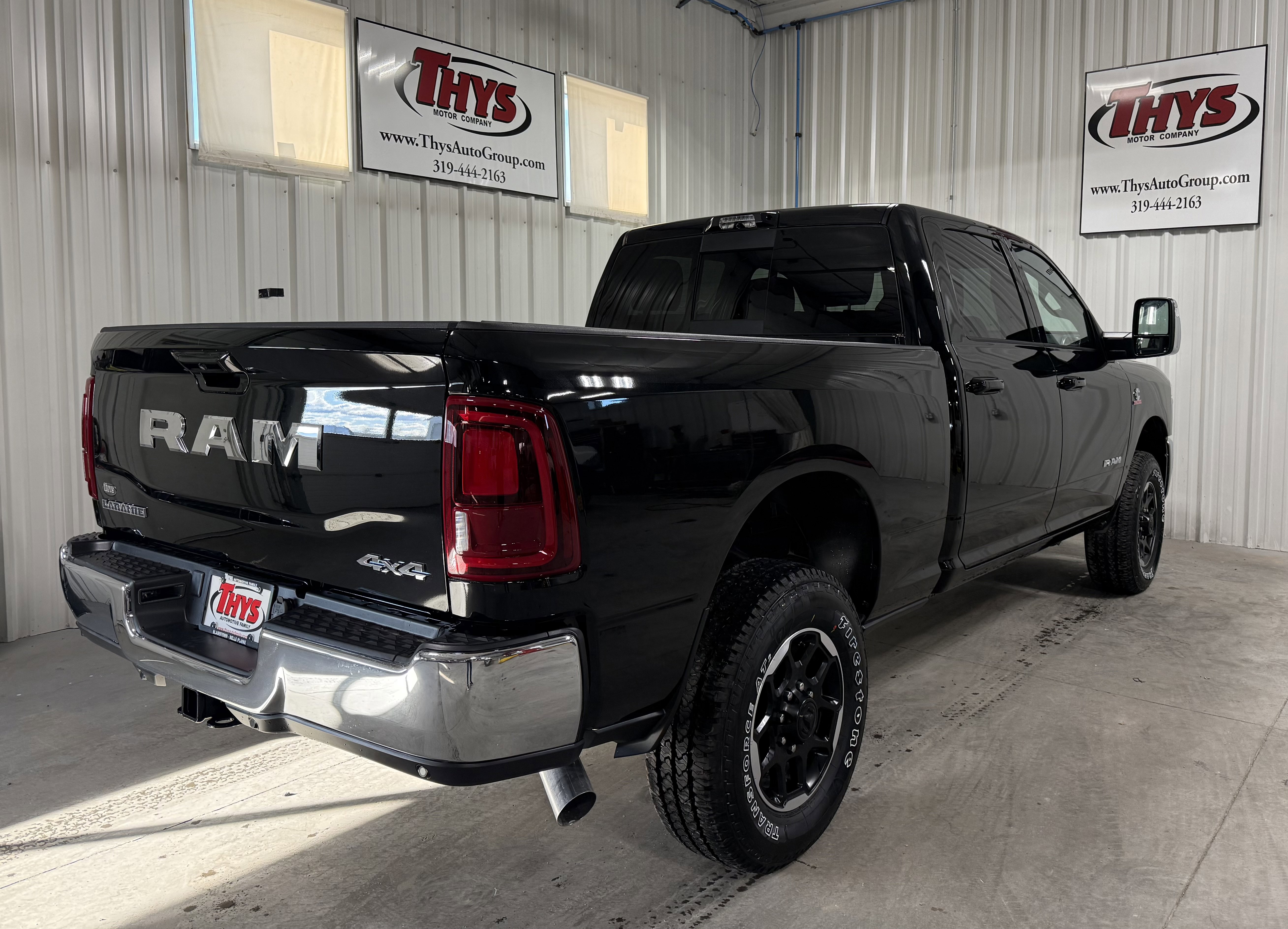 New 2026 RAM 2500 Laramie AWD/4WD image 3