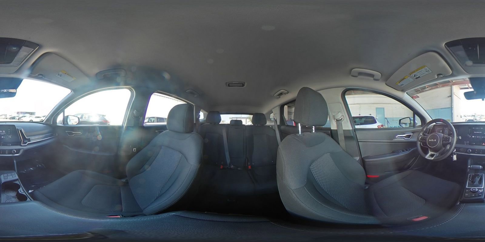 Used 2025 Kia Sportage LX image 42