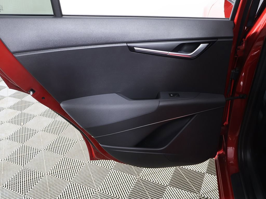 Used 2023 Kia Niro EX Touring image 26