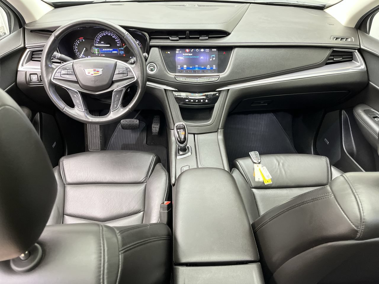 Used 2019 Cadillac XT5 Luxury AWD/4WD image 4