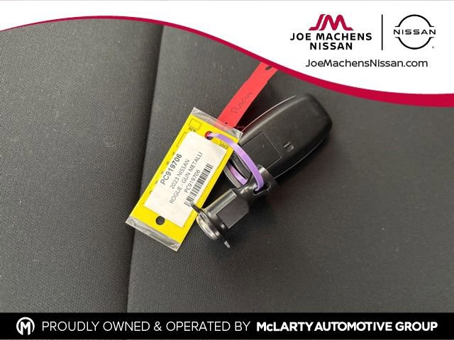 Certified 2023 Nissan Rogue S image 26