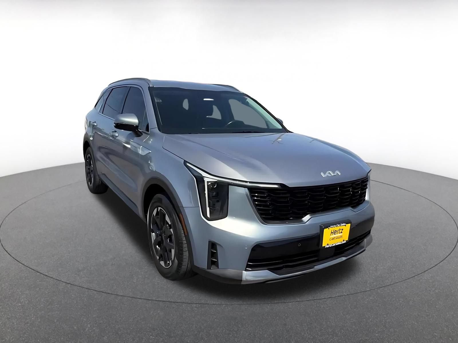 Used 2024 Kia Sorento S FWD image 3