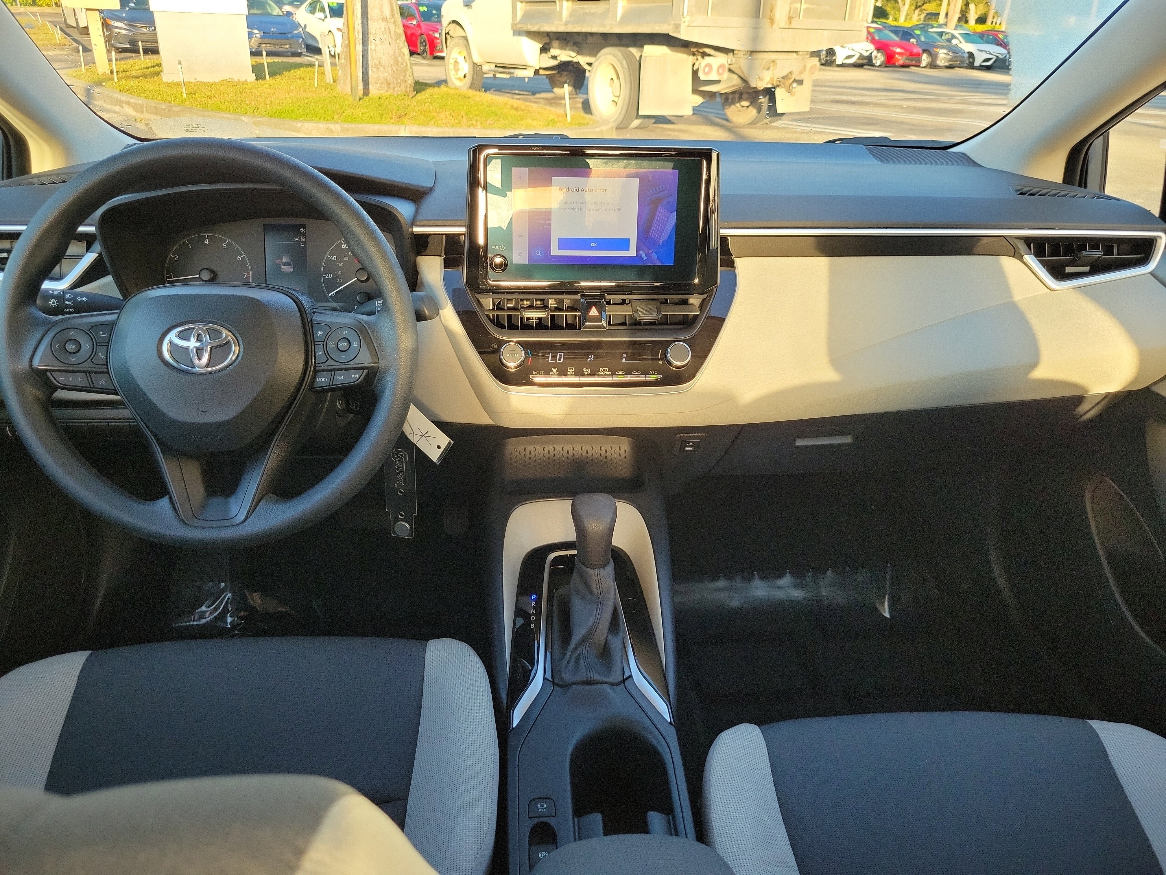 Used 2023 Toyota Corolla LE image 10