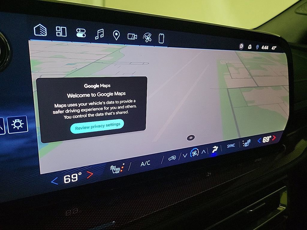 Used 2025 Chevrolet Traverse Z71 w/ Enhanced Driving Package image 19