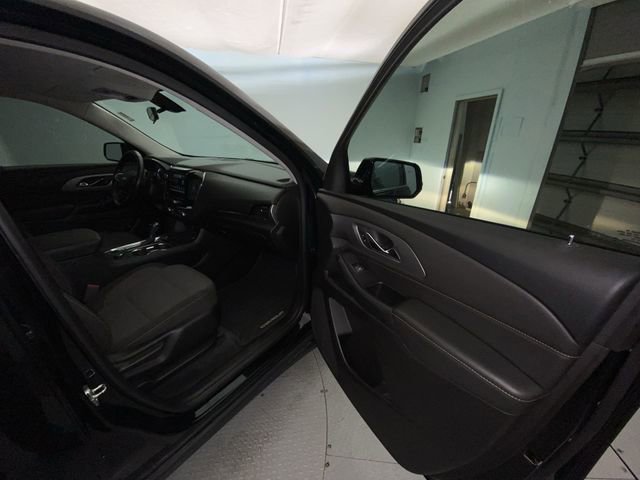 Used 2019 Chevrolet Traverse LT image 25