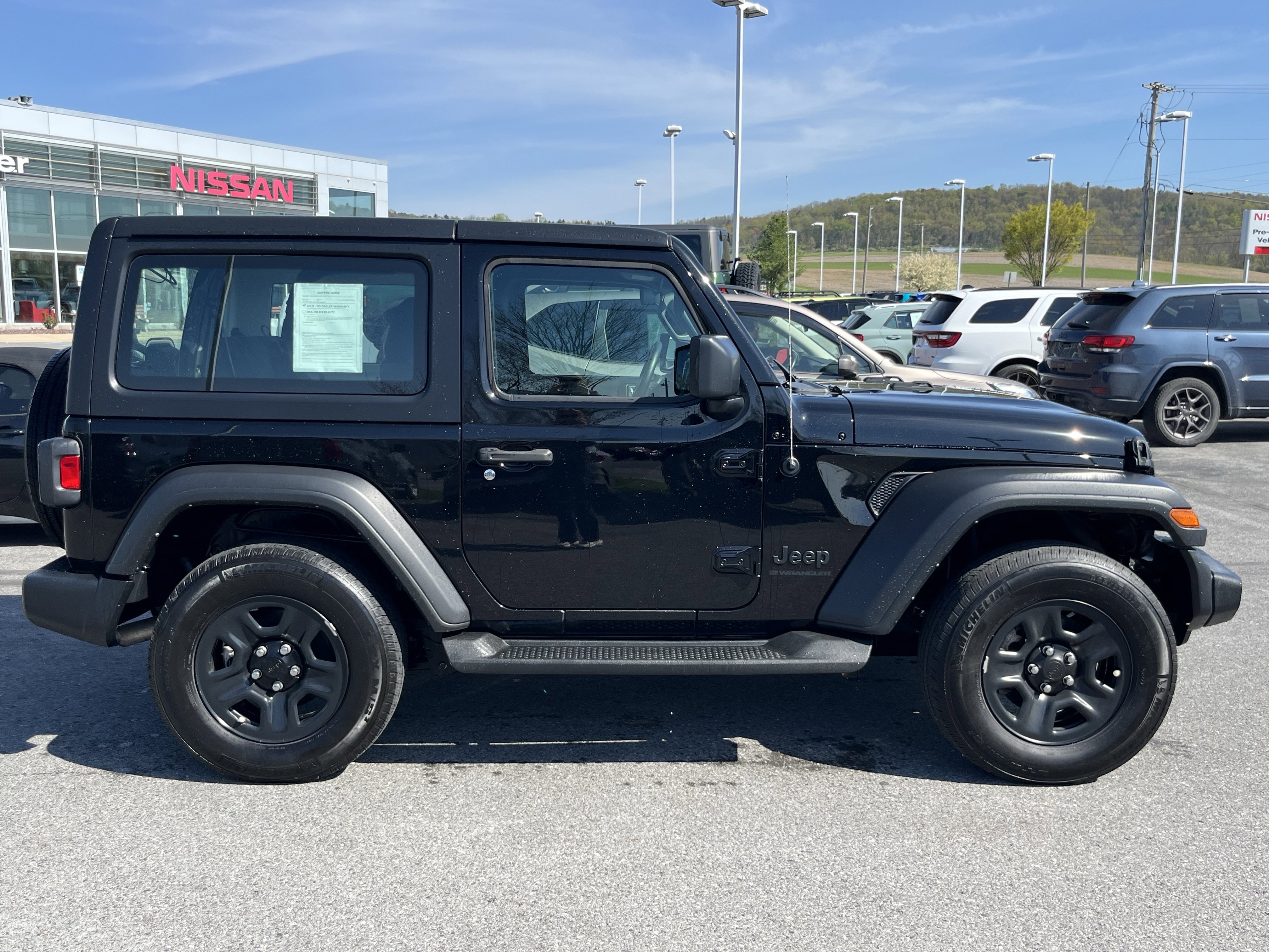 Used 2023 Jeep Wrangler Sport AWD/4WD image 2