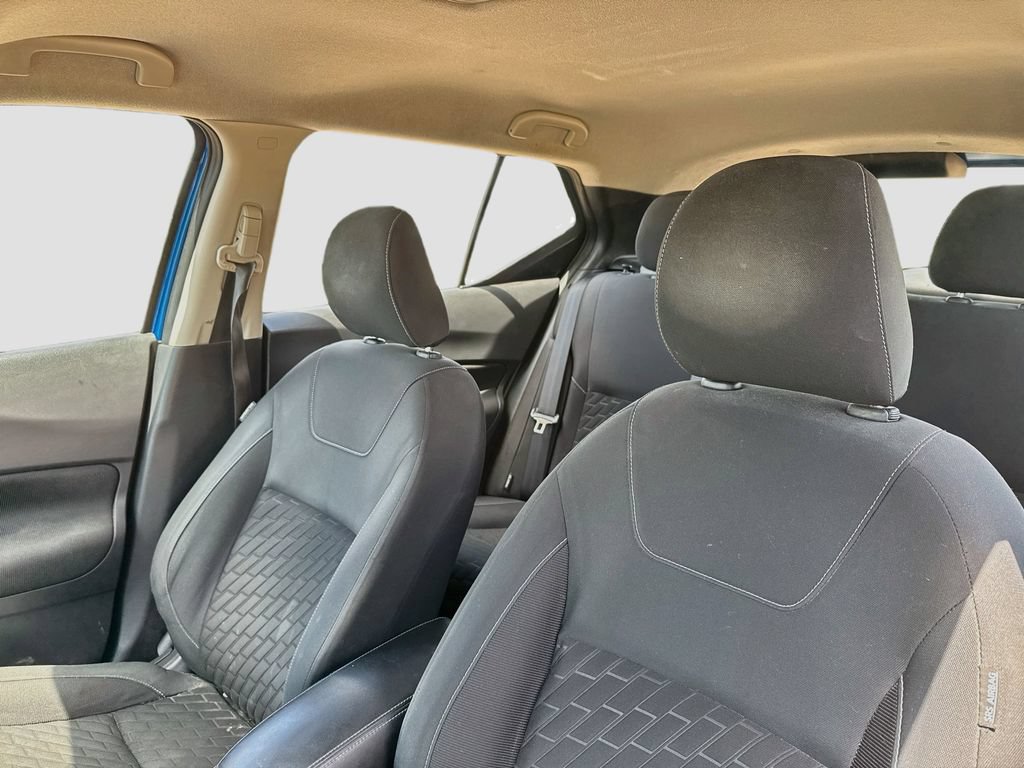 Used 2021 Nissan Kicks SV FWD image 13